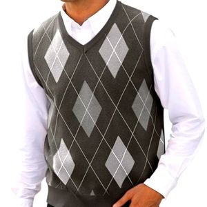 MEN V-NECK SWEATER